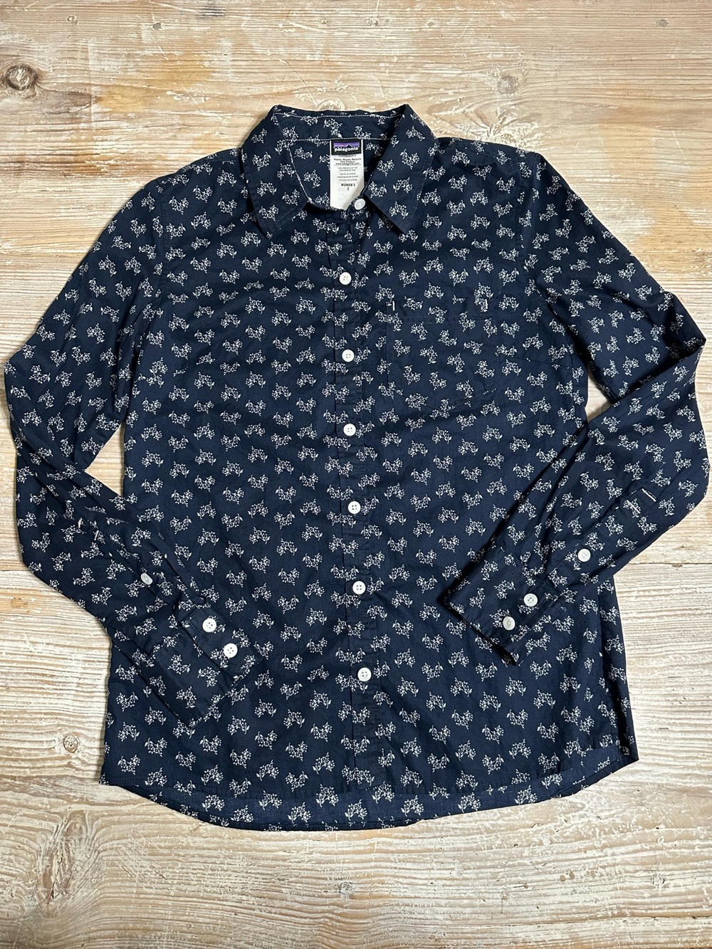 PATAGONIA Brookgreen Shirt Organic Cotton Button-Up in Navy Blue Floral Sz 2